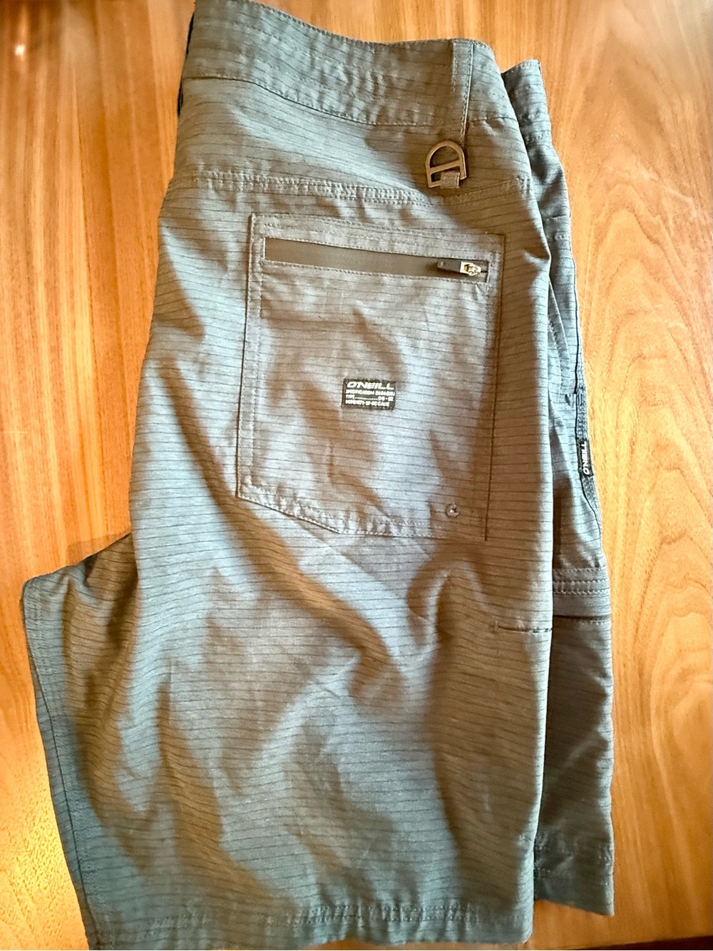 O'Neill Men's Gray Hybrid Cargo Shorts with Zip Pocket